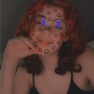 Meet your Posher, Becca